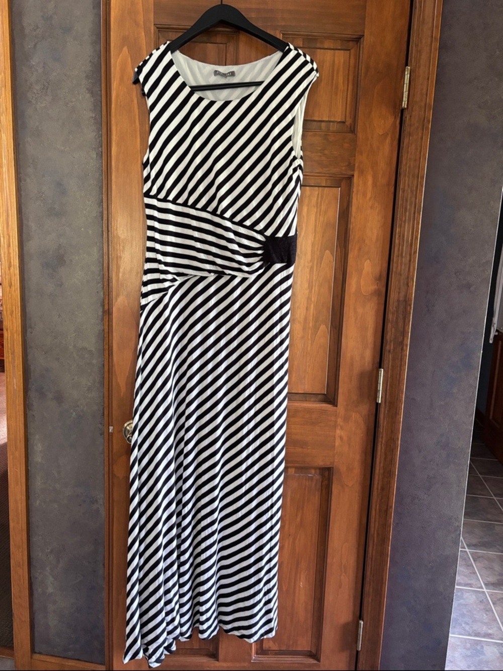 Roz & Ali Black and White Diagonal Stripe Maxi Dress